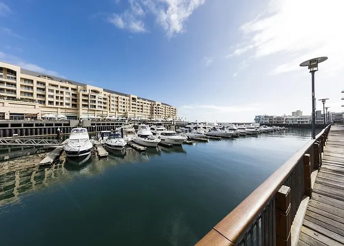 Oaks Glenelg Liberty Suites